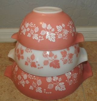Vintage Pyrex Pink & White Gooseberry Cinderella Mixing Bowls 442 443 444