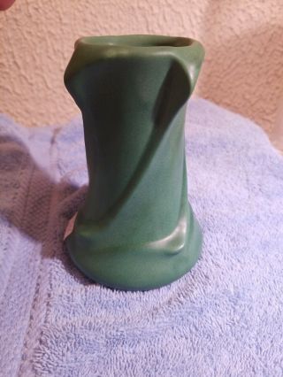 Weller Matte Green Arts & Crafts Pottery Swirl Vase 5 inch,  Art Nouveau 4
