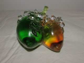 TITTOT SIGNED ART GLASS CRYSTAL FIGURINE PAPERWEIGHT FRUIT ON VINE GREEN YELLOW 3