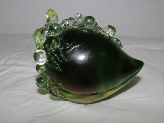 TITTOT SIGNED ART GLASS CRYSTAL FIGURINE PAPERWEIGHT FRUIT ON VINE GREEN YELLOW 6