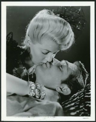 Clark Gable,  Lana Turner In Romantic Kiss Vtg 1941 Photo " Honky Tonk "