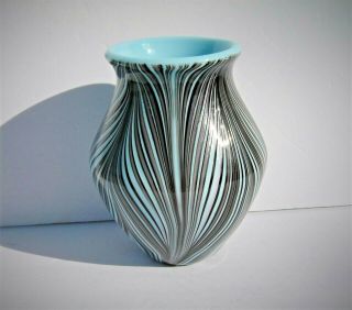 Vtg Fenton Glass Robert Barber Blue Feather Pulled Vase 185/1000 8 " Beauty - Nm