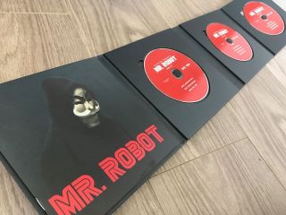 Mr Robot industry - only collectors DVD set - Complete season 2 - 3 DVD set 2