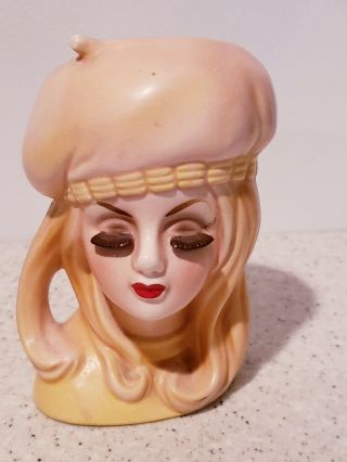 Vintage Teen Ladies Yellow Beret Head Vase 5.  5 " Rubens Los Angeles Japan 4128