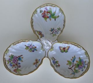 Herend Hungary Queen Victoria Porcelain Three Section Shell Dish 16.  5 Cm 7531