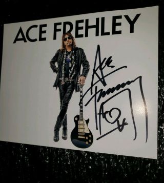 KISS ACE FREHLEY SIGNED SPACEMAN 8x10 PROMO PHOTO VIP LAMINATE GUITAR PICK 2019 3