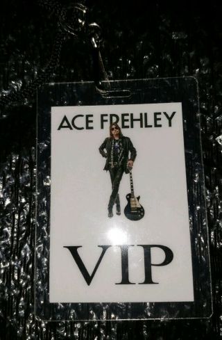 KISS ACE FREHLEY SIGNED SPACEMAN 8x10 PROMO PHOTO VIP LAMINATE GUITAR PICK 2019 5