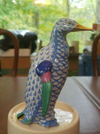 HEREND HUNGARY HAND PAINTED BLUE FISHNET PENGUIN FLAWLESS 5