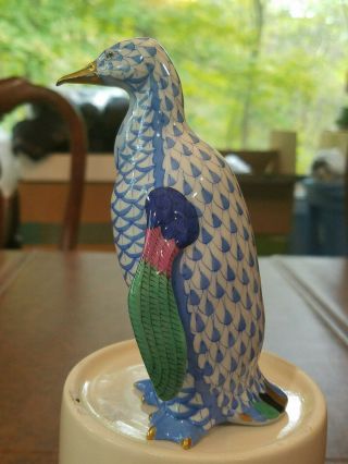 HEREND HUNGARY HAND PAINTED BLUE FISHNET PENGUIN FLAWLESS 7