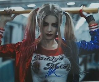 Margot Robbie - Harley Quinn - Signed Autographed 8x10 Photo Suicide Squad W/coa