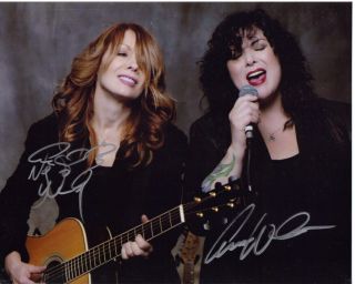 Ann And Nancy Wilson Heart Signed By Both 8x10 Photo With