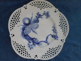 Meissen Modern Basket Weave Plate 11 1/4 Inches In Dia.