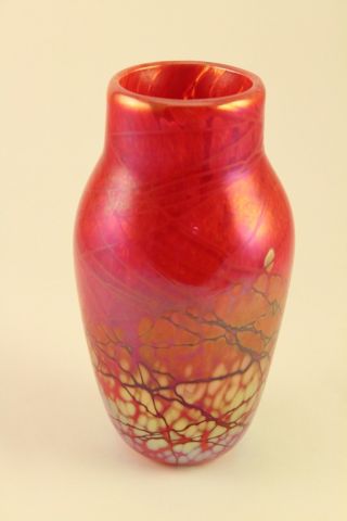 Vtg Elaine Hyde Studio Art Glass Iridescent Red Threaded Miniature Vase Signed 2