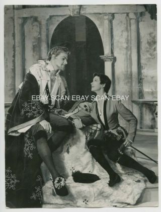Vivien Leigh Laurence Olivier Twelfth Night Vintage Photo