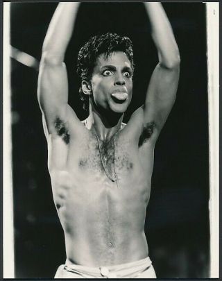 1986 Photo Prince Rock Star Sexy Shirtless Barechested W/ Tongue Out
