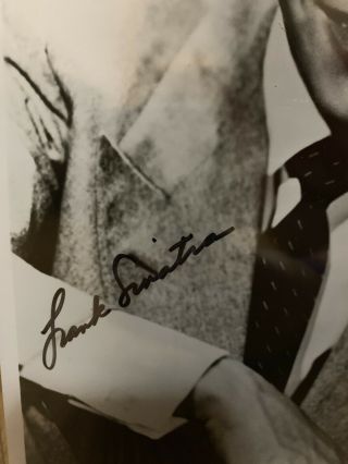 FRANK SINATRA AUTHENTIC HAND SIGNED AUTOGRAPH ON 8 x 10 B & W PHOTO 3