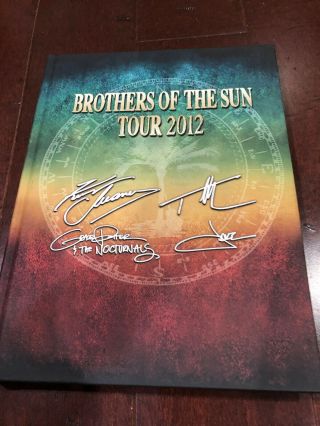 Kenny Chesney " Brothers Of The Sun Tour 2012 " Book Unreleased Rare Hardcover