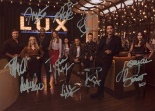 Lucifer Tv Series Hand Signed By Cast Of All 9 11x8