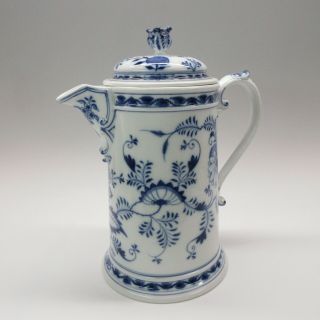 Huge antique Meissen porcelain Blue onion pattern lidded cider pitcher 2