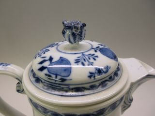 Huge antique Meissen porcelain Blue onion pattern lidded cider pitcher 5