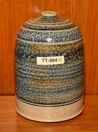 Early Tom Turner Porcelaneous Stoneware Salt Glazed Bottle Vase.  Liberty,  Sc 2/73