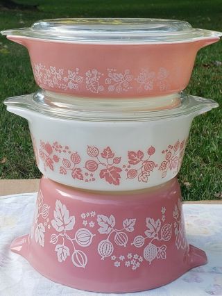 Vtg Pyrex Pink Gooseberry Set Of 3 Casserole Dishes 471 472 473 With 2 Lids