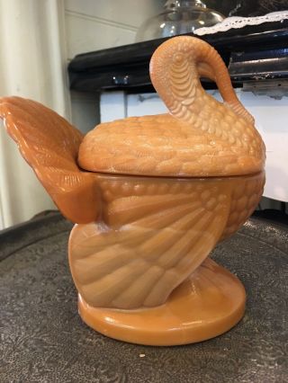 Vintage L.  E.  Smith Chocolate Butterscotch Glass Turkey Covered Candy Dish