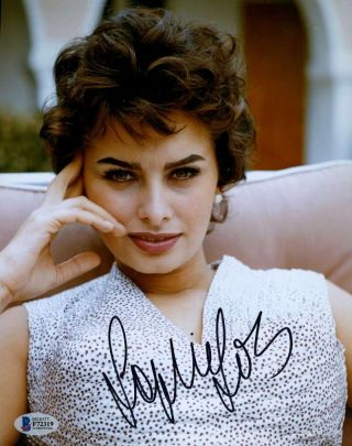 Sophia Loren Bas Beckett Autographed 8x10 Photo Hand Signed
