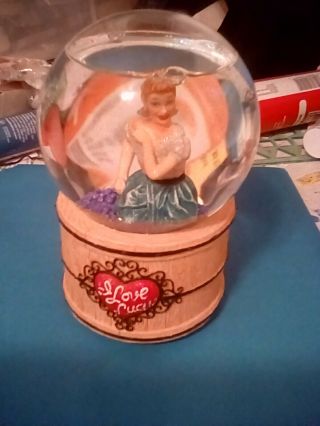 I Love Lucy Grape Stomping Snow Globe Music Box.  Collectable,  Lucille Ball
