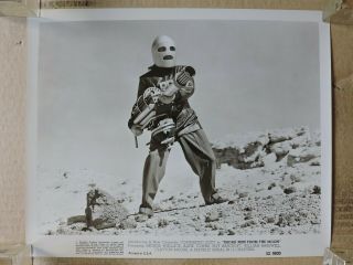 Radar Men From The Moon Sci - Fi Serial Photo 1952 George Wallace With A Raygun
