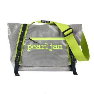 Pearl Jam Patagonia Black Hole Mini 12L Drifter Grey Messenger Bag 4