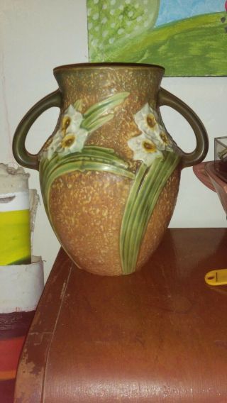Roseville Handled Vase Daffodil Jonquil 1930s Rare 8 Inch