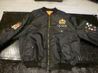 Queen,  Freddie Mercury,  Roger Taylor,  Brian May,  Fan Jacket,  Badges Etc