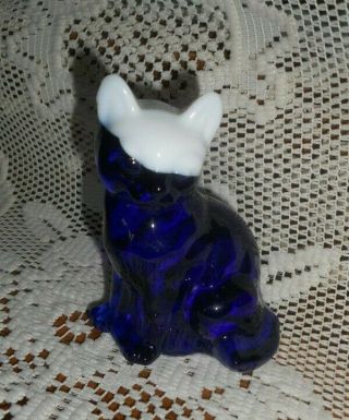 Fenton Art Glass Kitty Cat Cobalt With White Head Slag Ffogkc