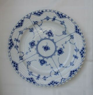 Royal Copenhagen Blue Fluted Full Lace Dinner Plate 1/1084 1st Quality