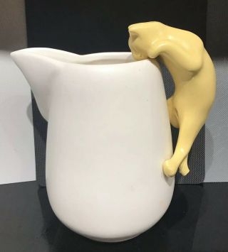 Camark Pottery Cat Pitcher White/ Yellow Cat Vintage 880 As Found