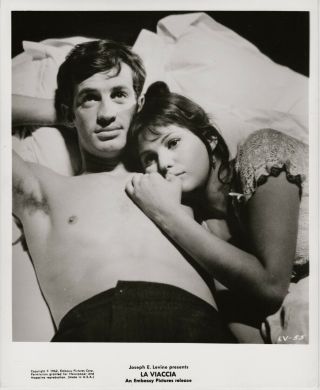 Claudia Cardinale In Bed With Jean - Paul Belmondo Orig 1961 Photo La Viaccia