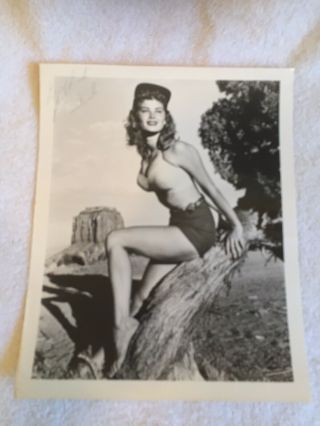 8x10 Glossy Pinup Photo Of Irish Mccalla Actress “sheena” Autographed Orig.  Pk