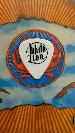 White Lion Vito Bratta Off - White Guitar Pick