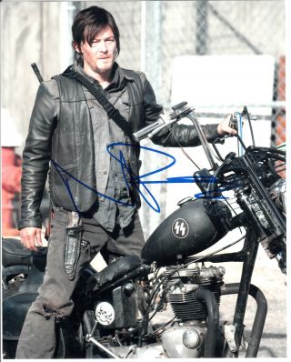 Norman Reedus As Daryl Dixon The Walking Dead Signed Autograph 8 " X10 " Photo