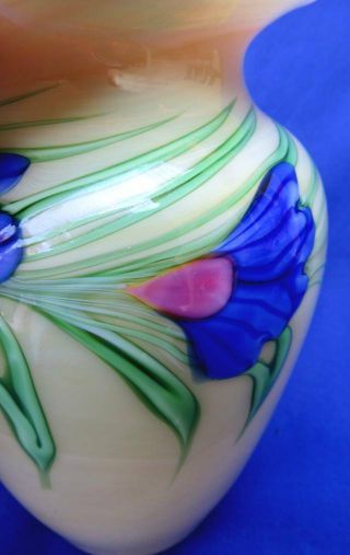 Signed Numbered Orient & Flume Art Glass vase blue flowers sticker 3
