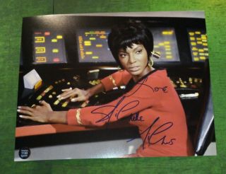 Nichelle Nichols Hand Signed 8x10 Photo Star Trek