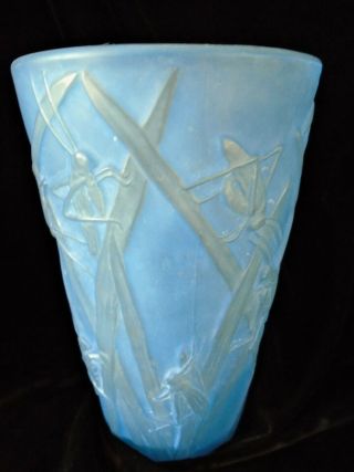 Vintage Phoenix Consolidated Glass Vase Frosted Blue Grasshoppers Locust 9 " Tall