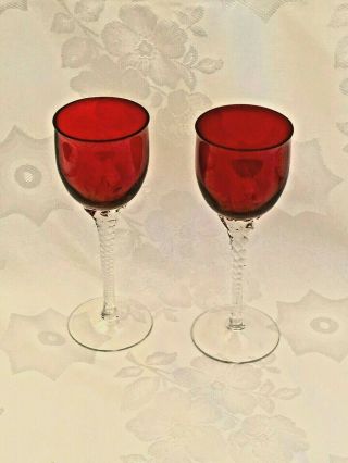 MAGNIFICENT VINTAGE HAND CRAFTED RUBY RED WINE GLASSES TWISTED CLEAR STEM 3