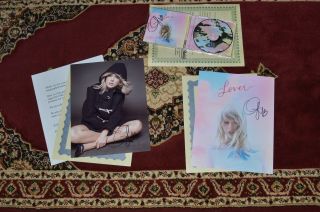 Taylor Swift Autographed Cd " Lover " / & Photos - - " Obtained @ York Concert.
