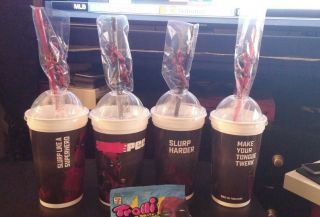 4 Deadpool 2 7/11 Slurpee Straws With 4 Slurpee Cup And Troilli Candy