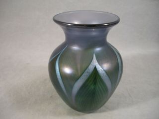 Signed Lundberg Studios Iridescent Art Glass Gabriel Heart Vase 2008 04250