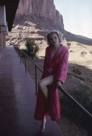 Carrol Baker 35mm Film Slide Leggy Pose In Monument Valley 1960 