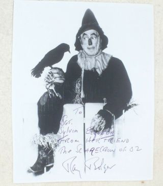 (2) Ray Bolger (scarecrow From The Wizard Of Oz) 8x10 B&w Signed Photos