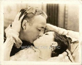 Mexican Spitfire Lupe Velez Is The Lady Of The Pavements Precode Stills X 2